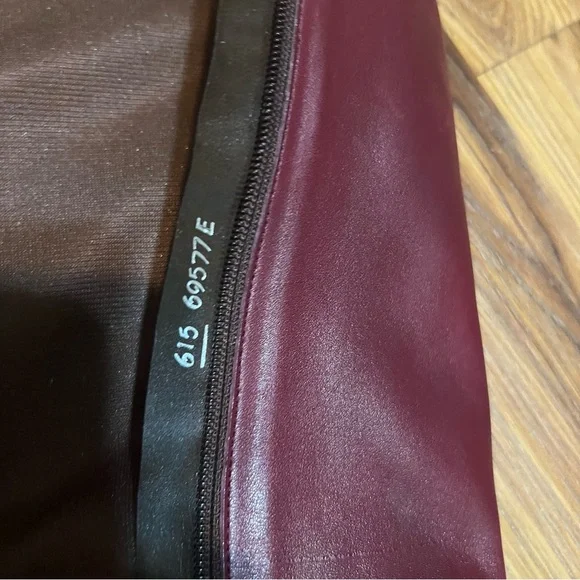 Vintage Leather Cone Heel Knee High Boots Wood Stack Heel Thom McAn Red 10B - Picture 8 of 10